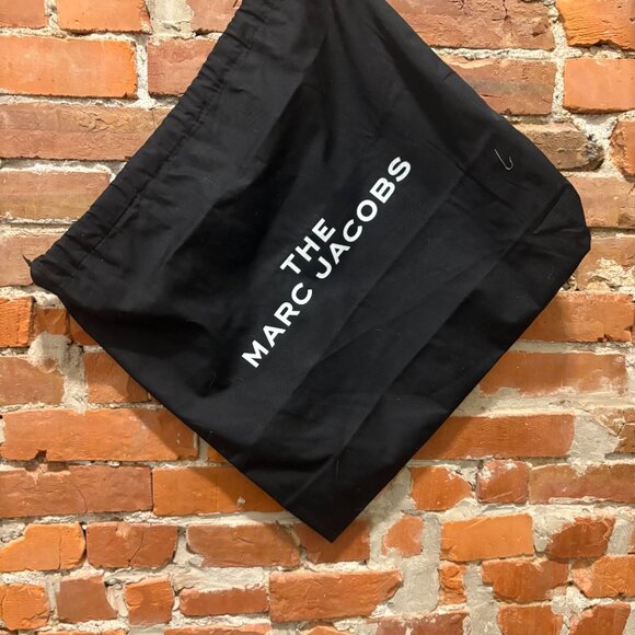 Marc Jacobs Logo Shopper East-West Tote - Picture 3 of 3